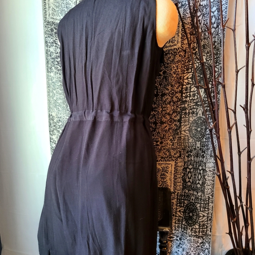 WHBM...BEAUTIFUL DRESS - Picture 3 of 5